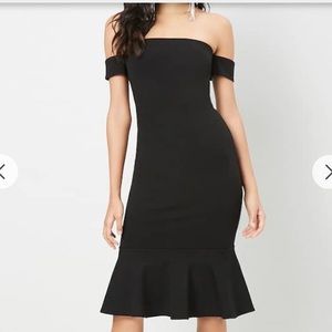 Forever 21 Off the Shoulder Black Mermaid Dress